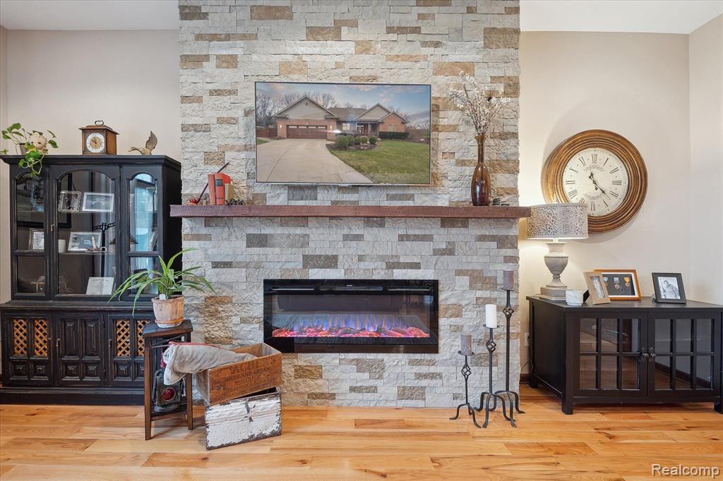 5167 HUNTERS Ridge, Holly, MI 48442 — Photo 10