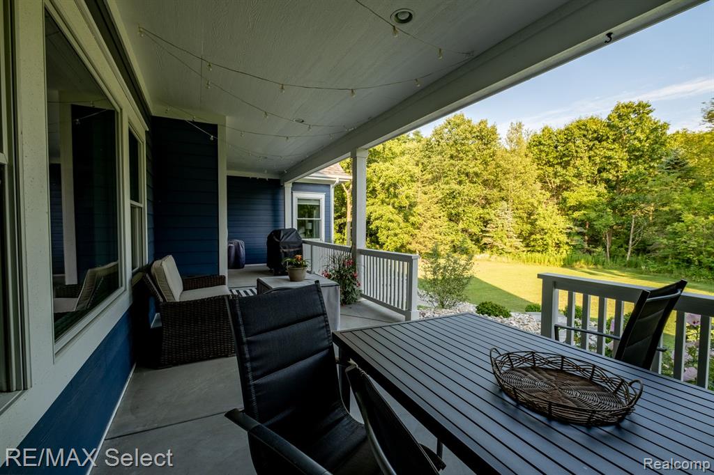 9388 MCMULLEN Circle, Fenton, MI 48430 — Photo 45