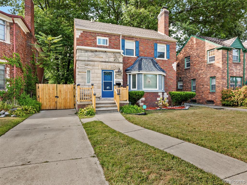 20179 CANTERBURY Road, Detroit, MI 48221 — Photo 2