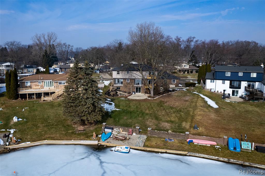 54832 Blue Cloud Drive, Utica, MI 48315 — Photo 2