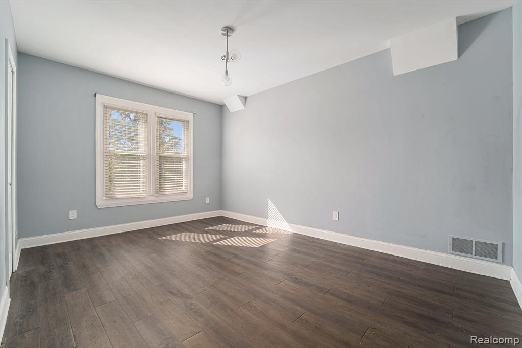 541 Alger Street, Detroit, MI 48202 — Photo 12