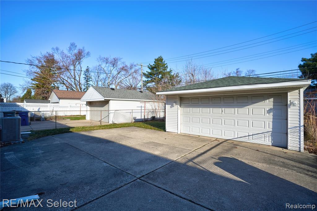 1406 Moran Avenue, Lincoln Park, MI 48146 — Photo 5
