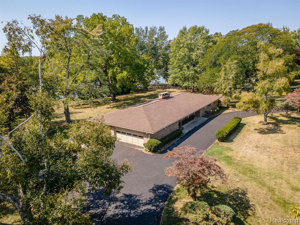 915 RED MILL Drive, Tecumseh, MI 49286 — Photo 54