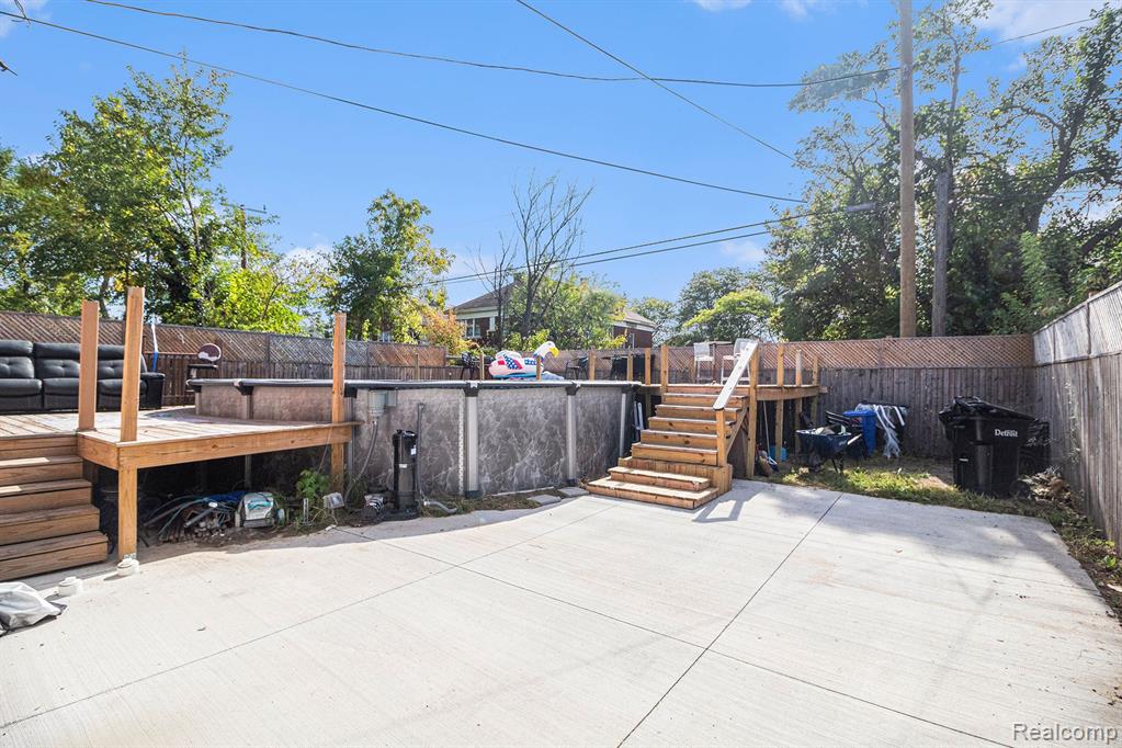 2269 HAZELWOOD Street, Detroit, MI 48206 — Photo 31
