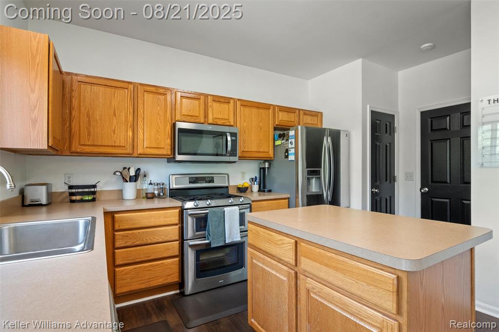 9731 Ravenshire Drive, Ypsilanti, MI 48198 — Photo 22