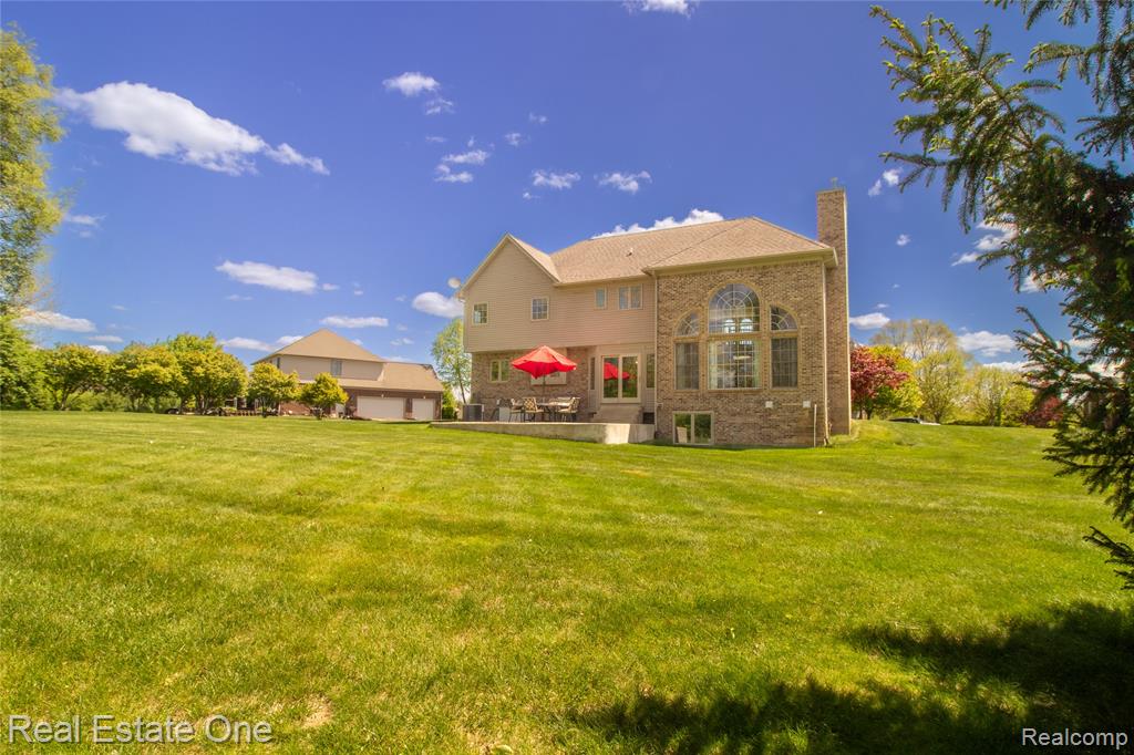 9068 Lebarron Court, Saline, MI 48176 — Photo 44