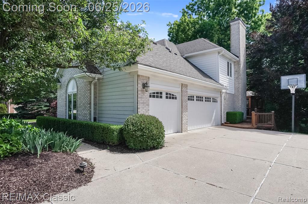 7439 Millwood, West Bloomfield, MI — Photo 48