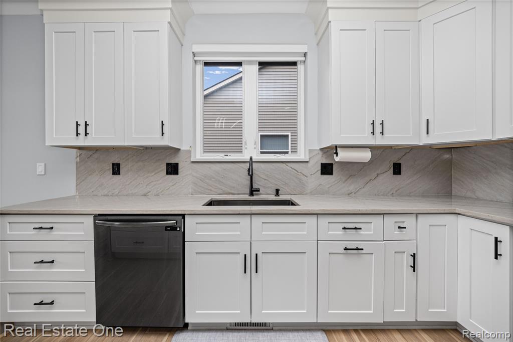 71649 Dolores Drive, Romeo, MI 48065 — Photo 16