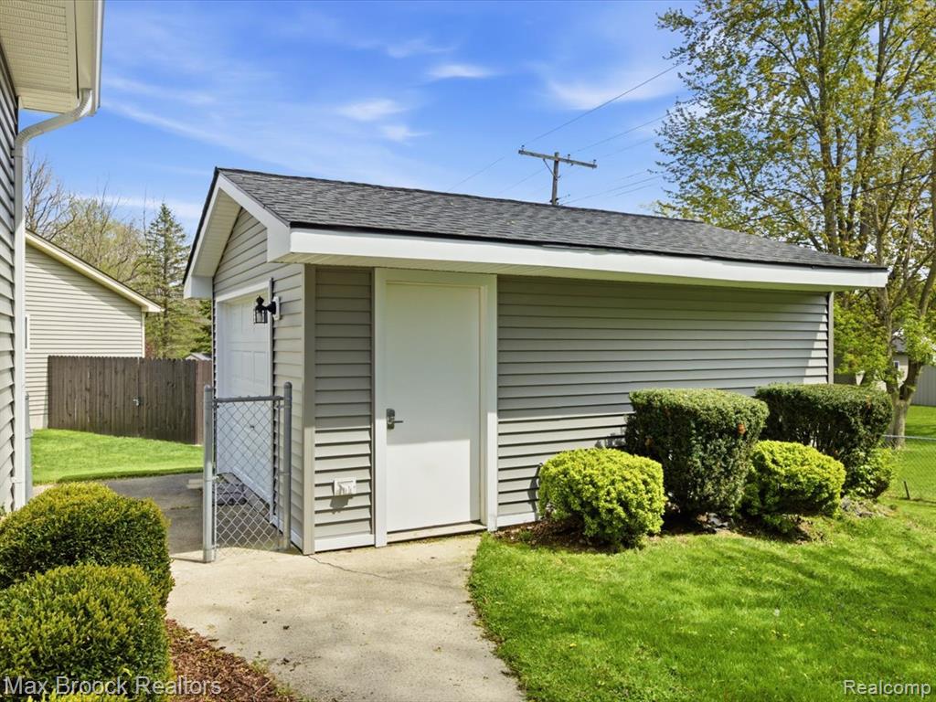 1561 S Delano Street, St. Clair, MI 48079 — Photo 45