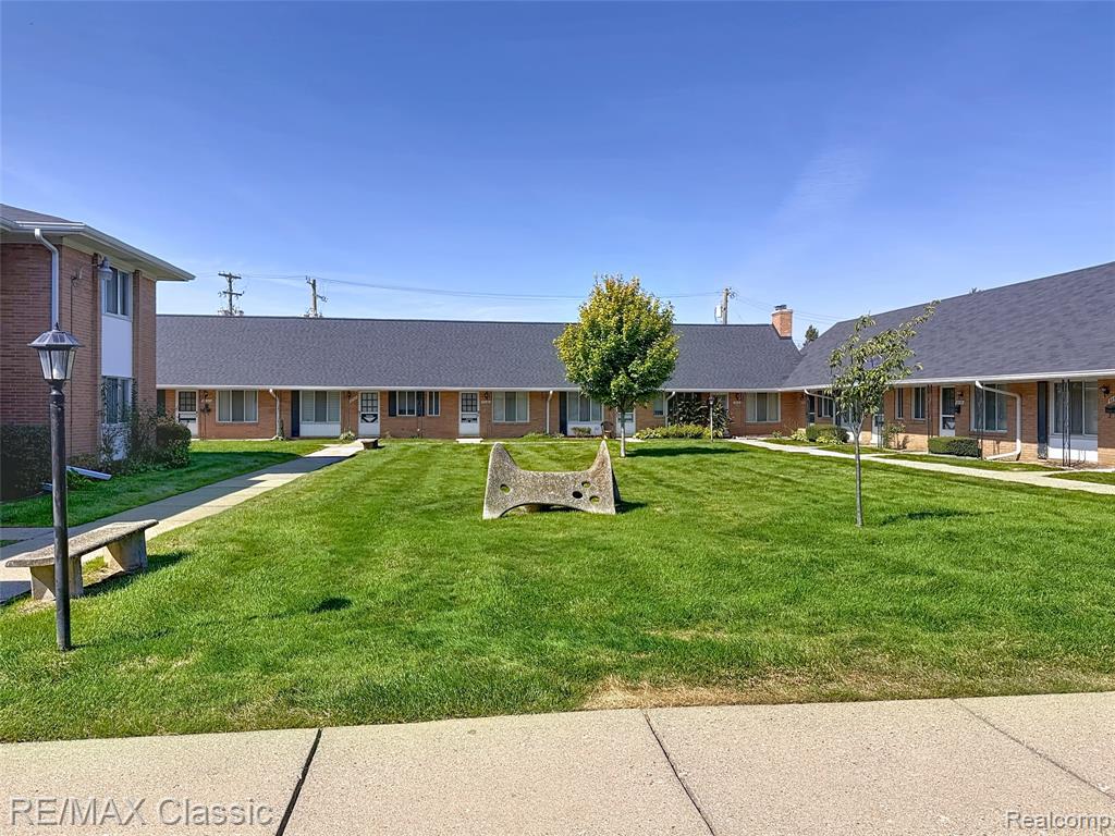 8254 Huntington Street, 43, Westland, MI — Photo 22