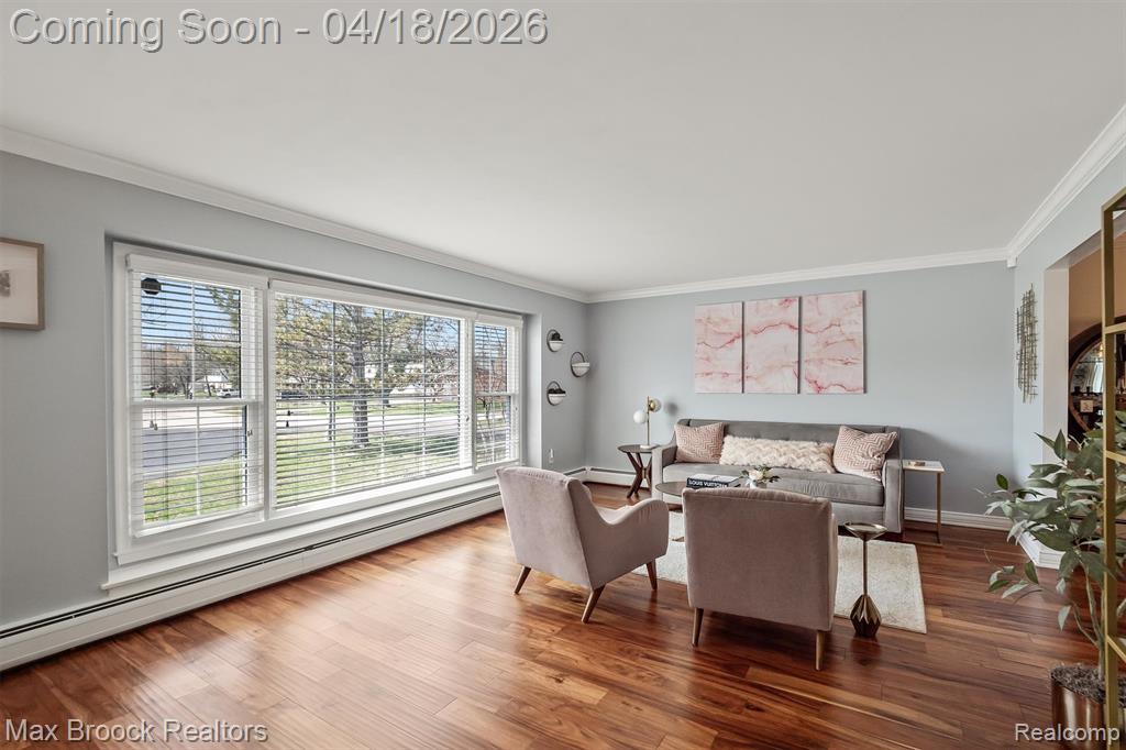 7359 Coach Lane, West Bloomfield, MI — Photo 9