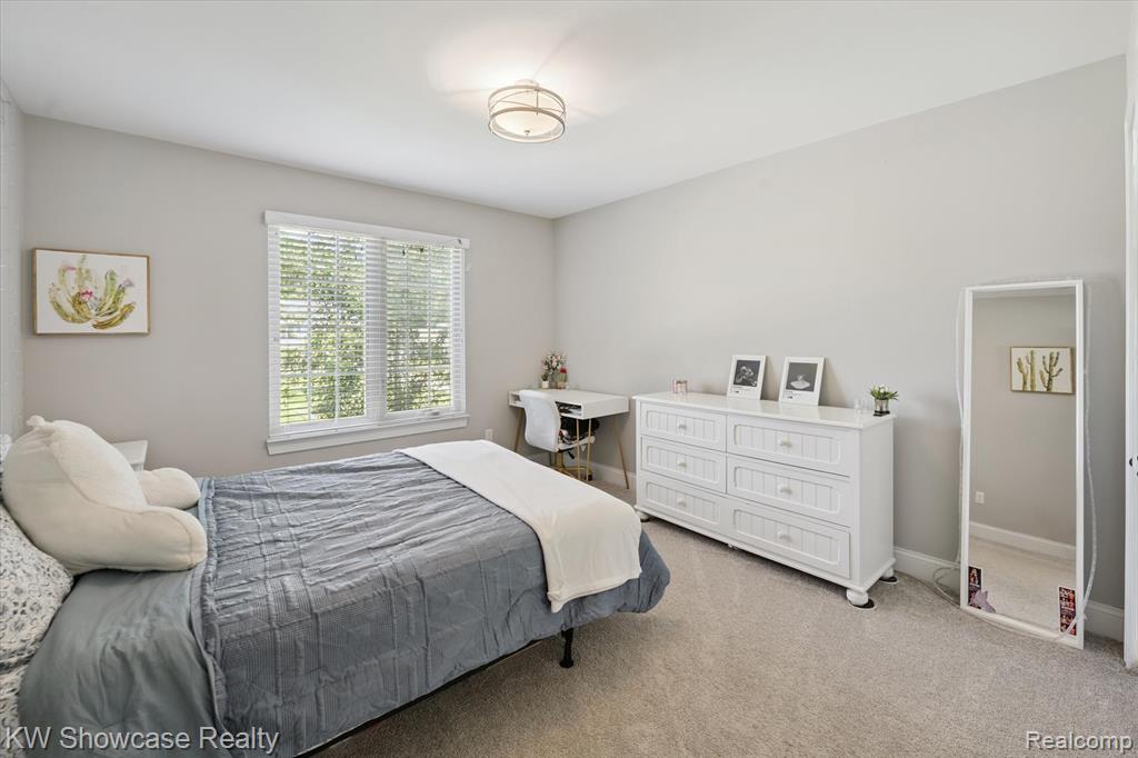 4067 Cameron Court, Wixom, MI 48381 — Photo 25