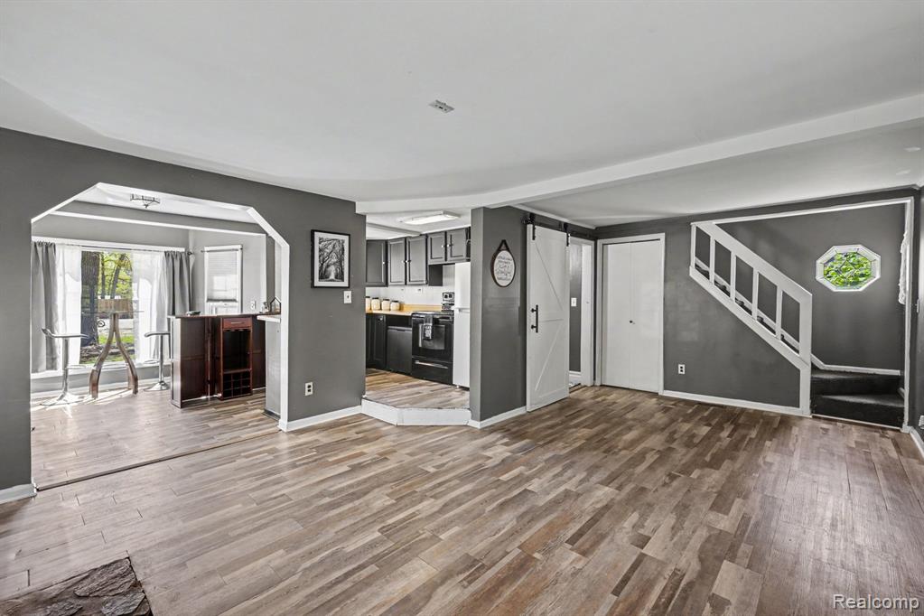 4725 Hickory Drive, Highland, MI 48356 — Photo 9