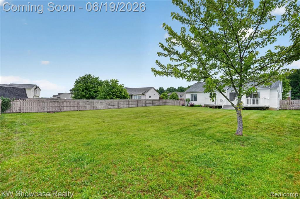 8196 Loon Lane, Grand Blanc, MI 48439 — Photo 35