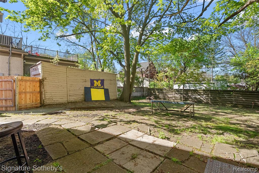 1136 Michigan Avenue, Ann Arbor, MI 48104 — Photo 33