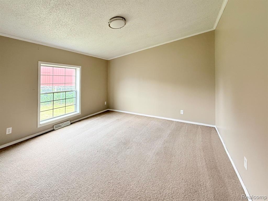6255 Telegraph Road, 214, Erie, MI — Photo 24