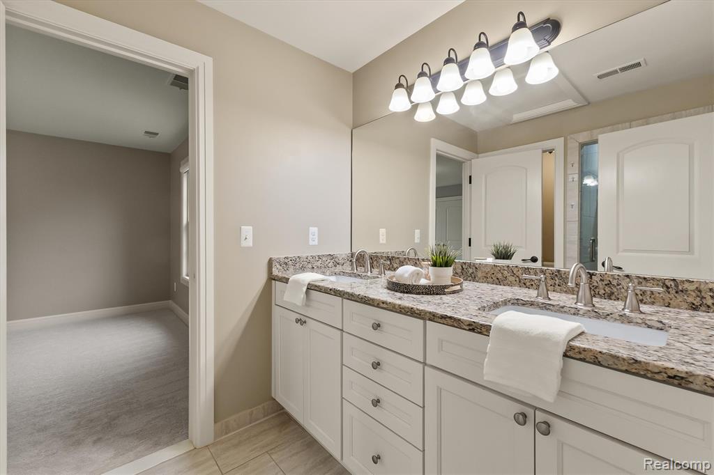 556 Ridgedale Avenue, Birmingham, MI 48009 — Photo 22
