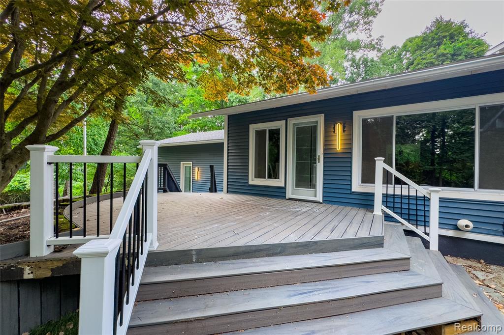 5815 Bloomfield Glens Road, West Bloomfield, MI — Photo 44
