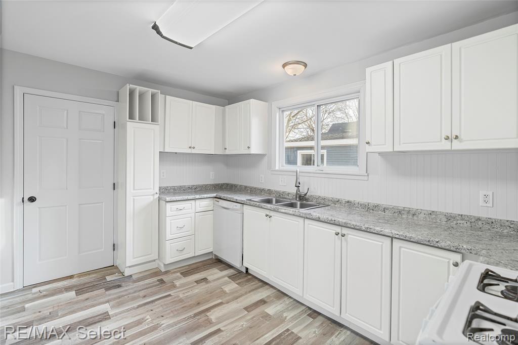 310 N Mercer Street, Durand, MI 48429 — Photo 3