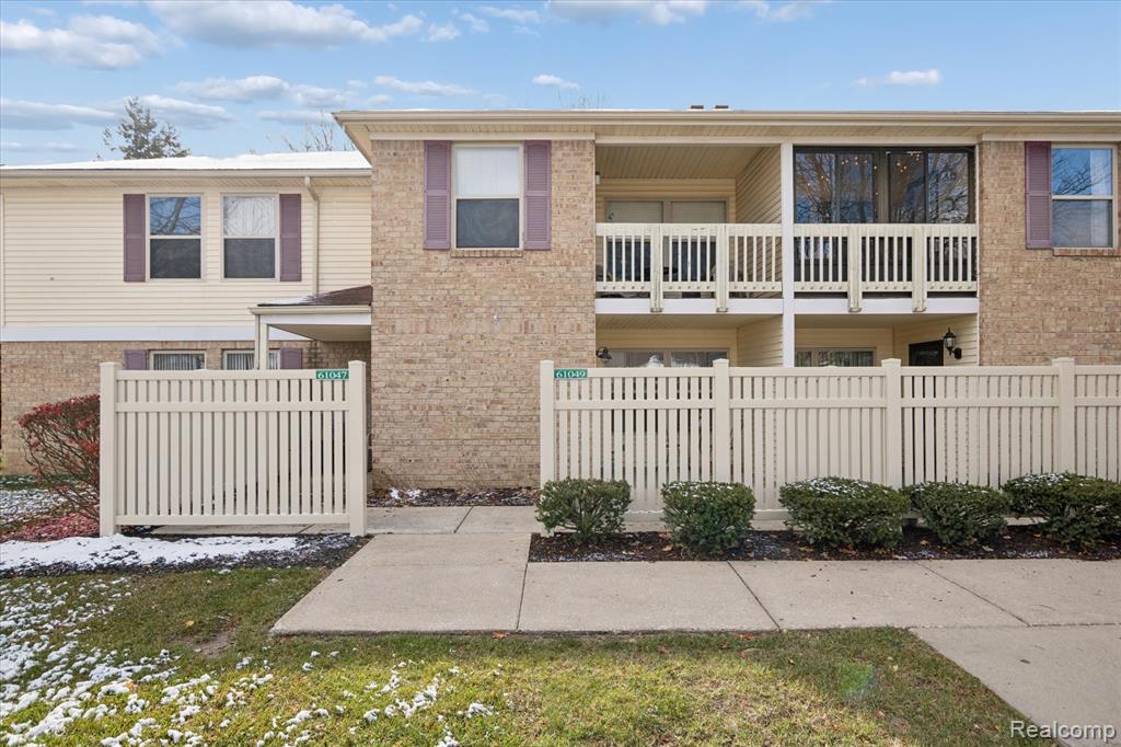 61049 Greenwood Drive, South Lyon, MI 48178 — Photo 3