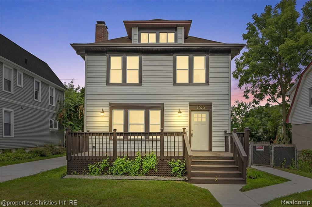 125 Alice Avenue, Bloomfield Hills, MI 48302