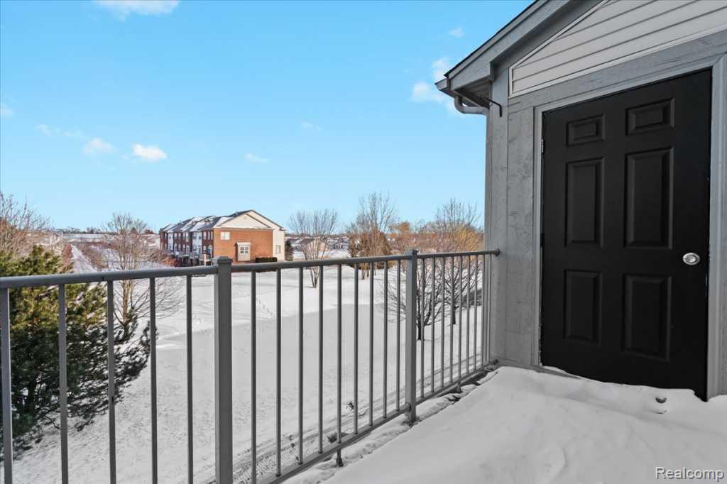 3262 Johanna Ware W, Wixom, MI 48393 — Photo 8