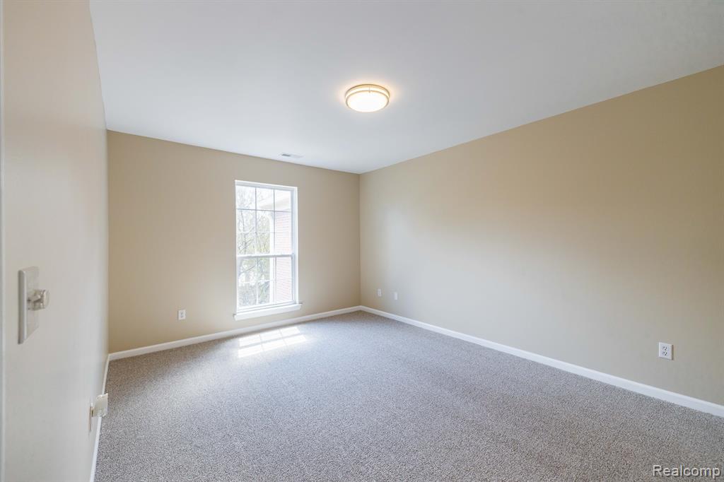 491 MULBERRY Street, Wyandotte, MI 48192 — Photo 23