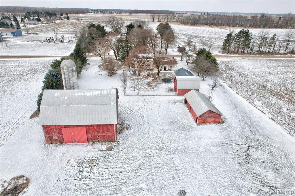 4148 N Williams Road, MI 48879 — Photo 33