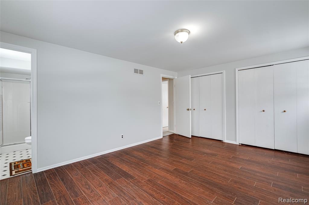 45900 Gainsborough Drive, Canton, MI 48187 — Photo 23