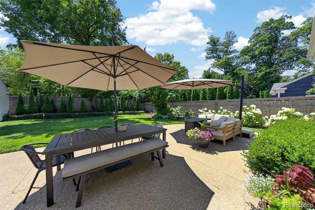 960 Mohegan Street, Birmingham, MI 48009 — Photo 42
