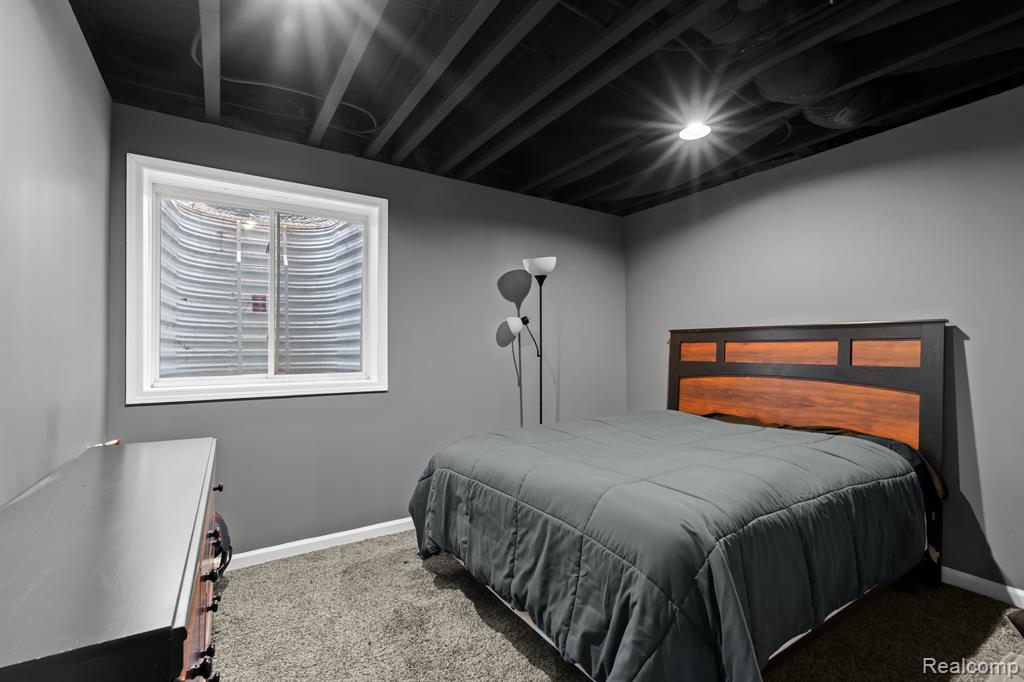 42884 FREDERICK, Van Buren, MI 48111 — Photo 24