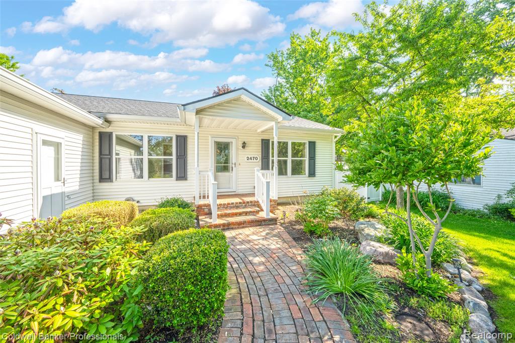 2470 Winkleman Drive, Waterford, MI 48329 — Photo 5