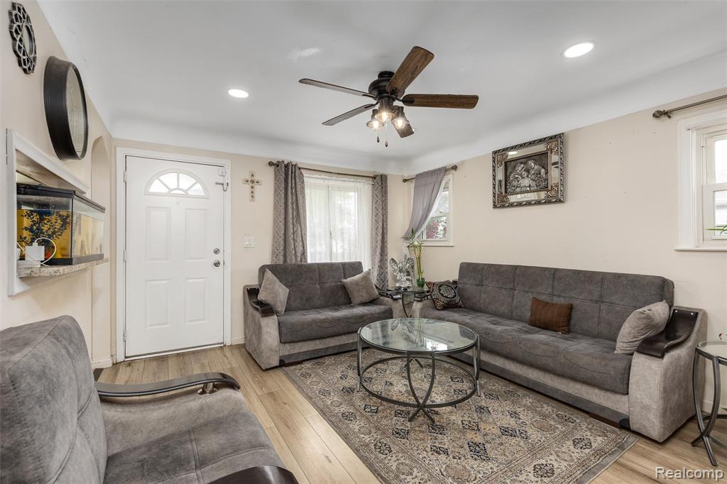 8181 Vermont Avenue, Warren, MI 48093 — Photo 5