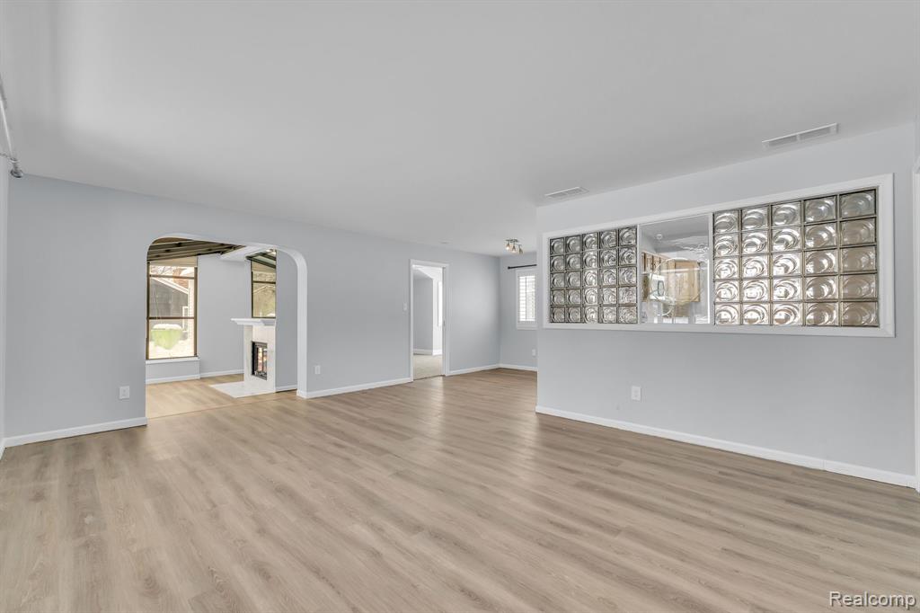 6576 Inkster Road, West Bloomfield, MI — Photo 12