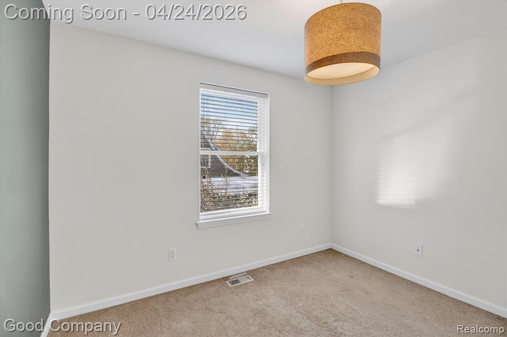627 Kayser Avenue, Royal Oak, MI 48067 — Photo 37