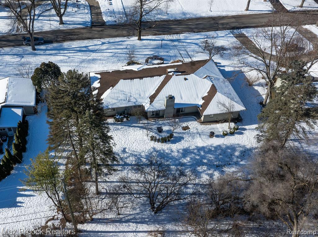 565 WESTBOURNE Drive, Bloomfield Hills, MI 48301 — Photo 28