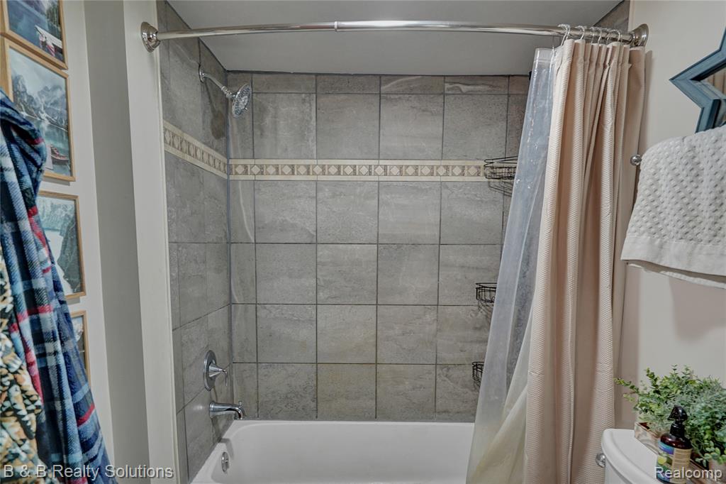 2091 Tomlinson Road, Caro, MI 48723 — Photo 18