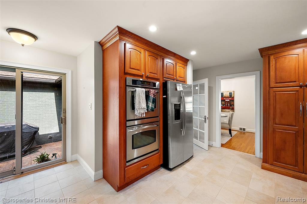 27331 Gardenway Road, Franklin, MI 48025 — Photo 34