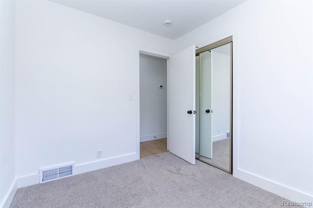 2469 Ferris Avenue, Lincoln Park, MI 48146 — Photo 16
