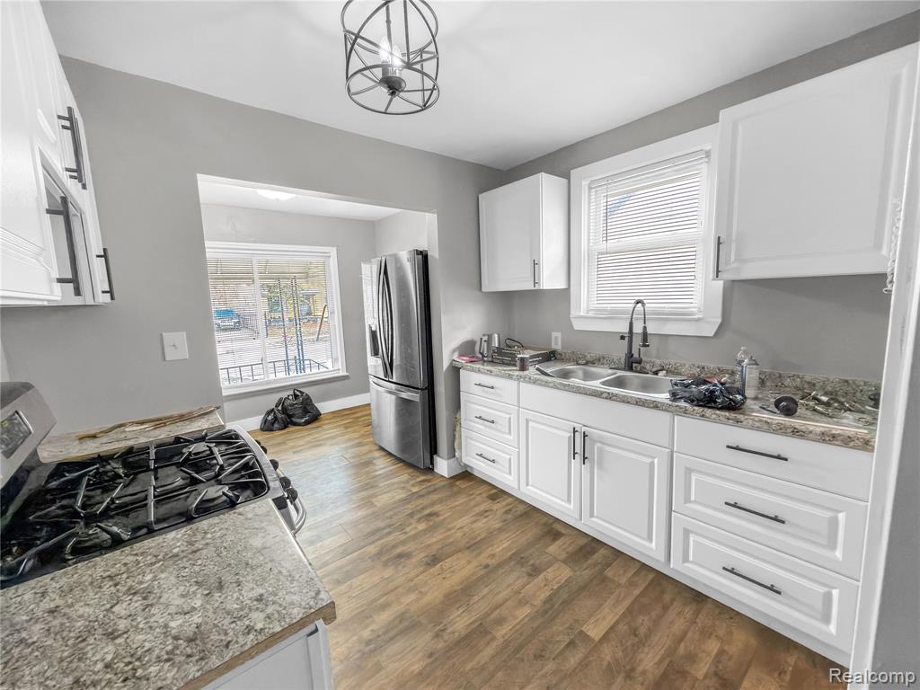 6395 Stahelin Avenue, Detroit, MI 48228 — Photo 10