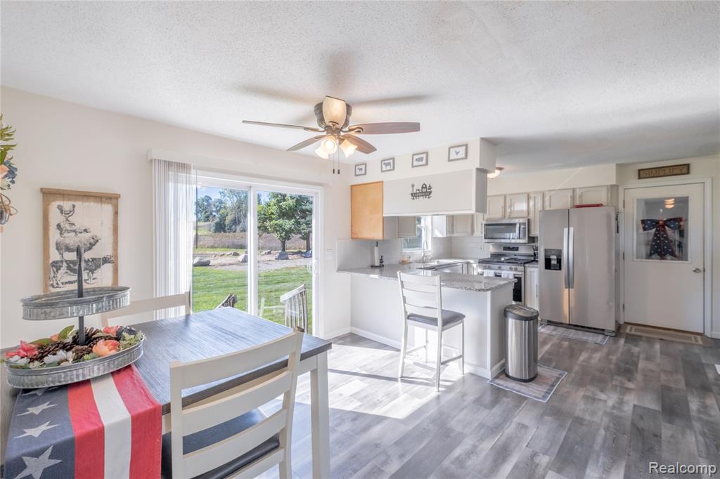 4985 Hollenbeck Road, Columbiaville, MI 48421 — Photo 11