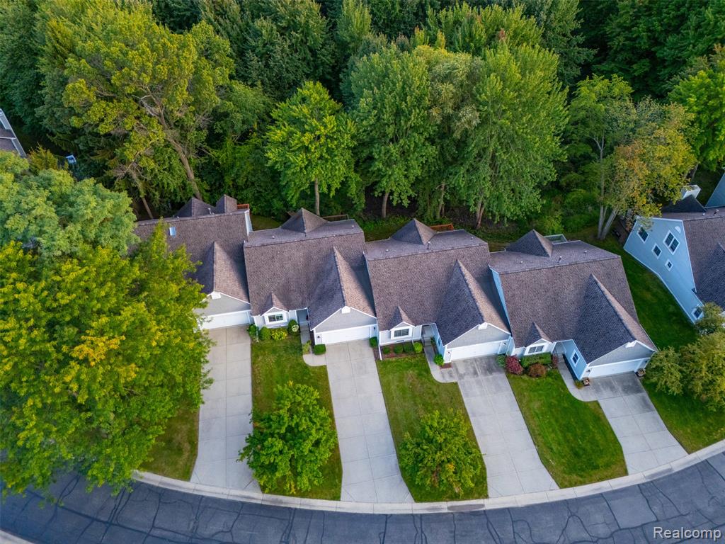 6859 Tangle Wood, Waterford, MI 48327 — Photo 46