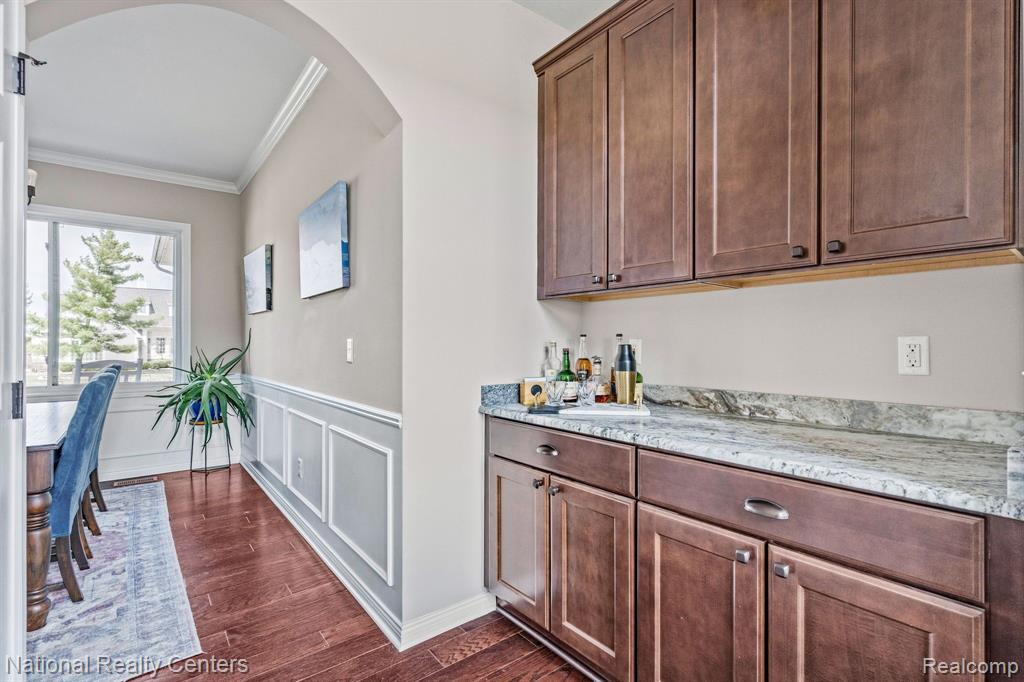 527 SOUTHSHORE Drive, Oxford, MI 48371 — Photo 23