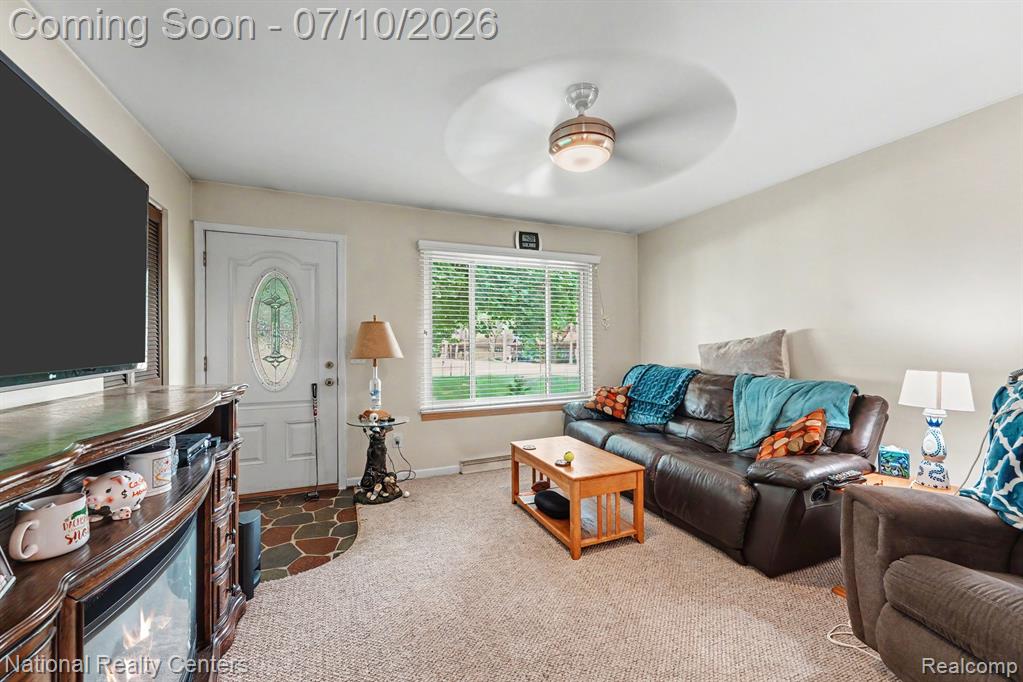 4771 Hatchery Road, Waterford, MI 48329 — Photo 3