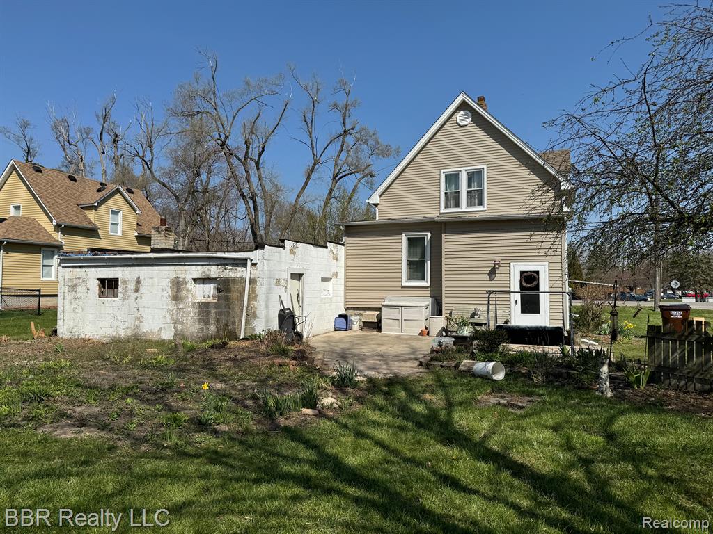 611 MONROE Street, Carleton, MI 48117 — Photo 6