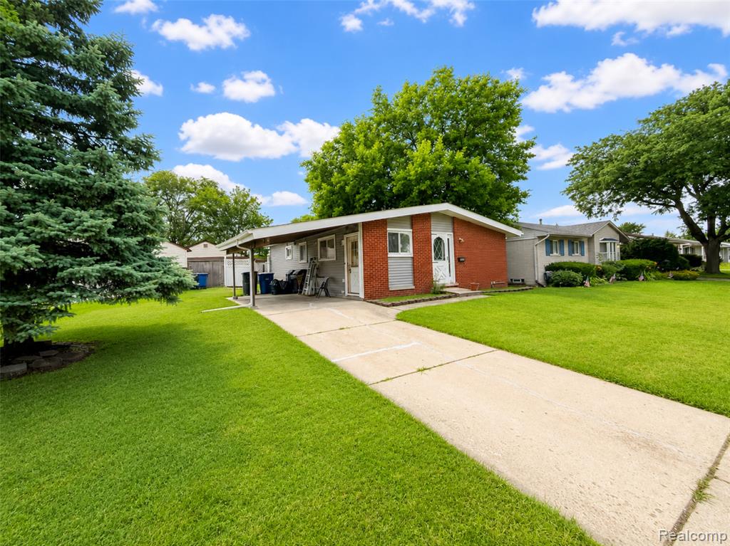 1366 Windham Street, Westland, MI 48186