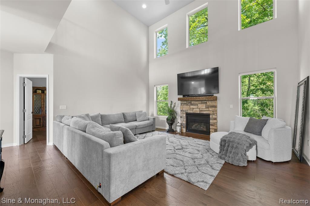 5401 Aberdeen Court, Clarkston, MI 48348 — Photo 10
