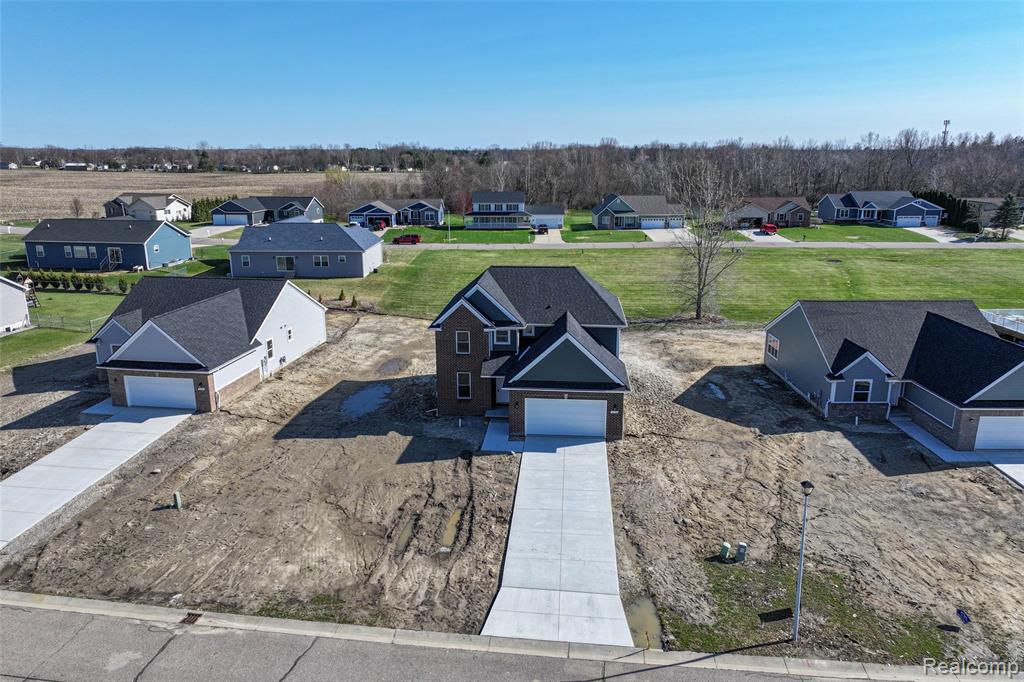 10198 Hunt Drive, Davison, MI 48423