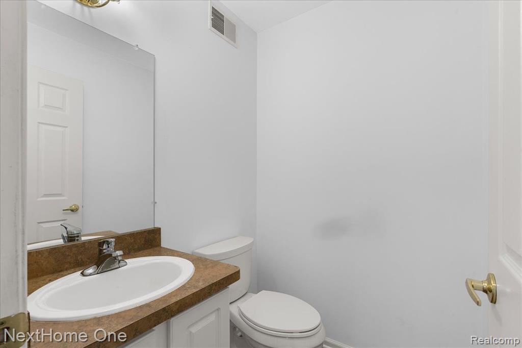 43379 DANIEL Drive, Van Buren, MI 48111 — Photo 12