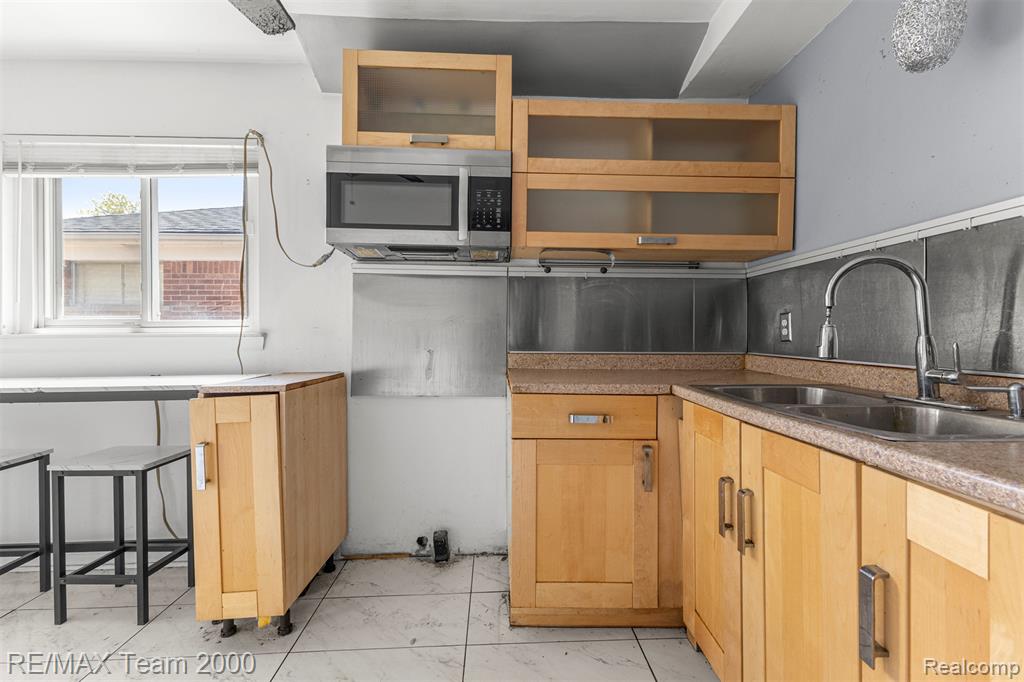22101 Church Street, Oak Park, MI 48237 — Photo 22